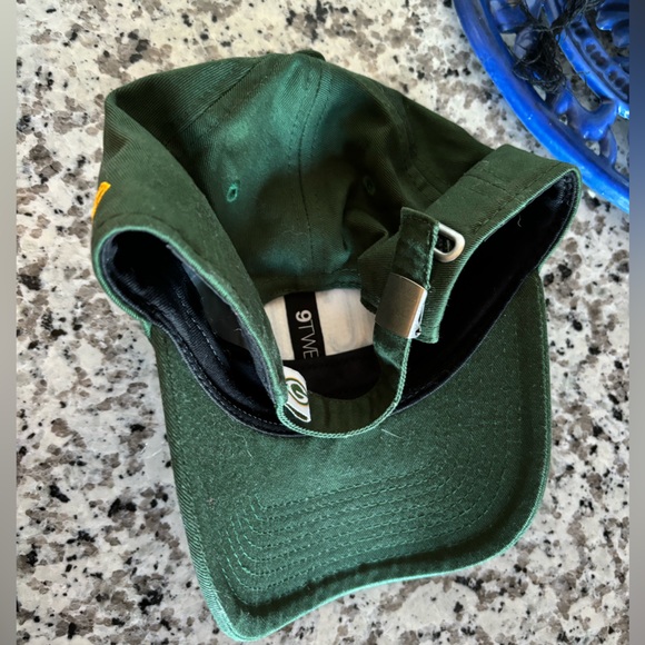 Go Pack Go! 💚💛 one size fits all women’s baseball cap 🧢 - Picture 2 of 2